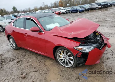 2018 Alfa Romeo Giulia Q4 z USA, uszkodzony, nr VIN ZARFAEDN5J7580290